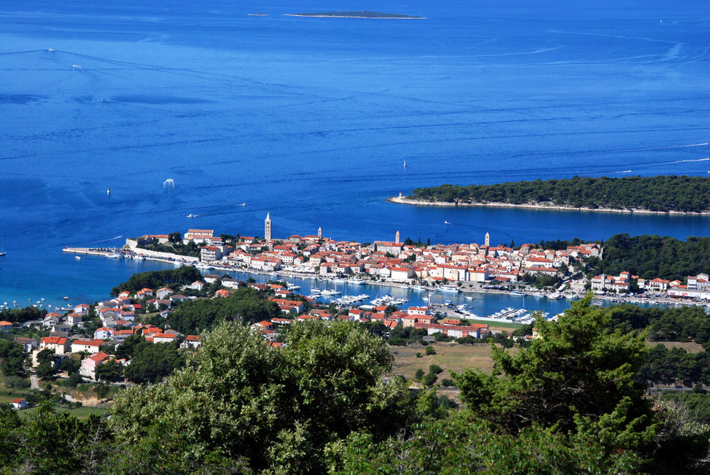 Apartments Villa Olga Rab Town Kültér fotó