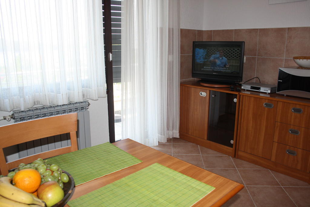 Apartments Villa Olga Rab Town Szoba fotó